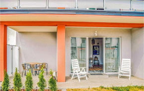 1 Bedroom Cozy Apartment In Darlowko